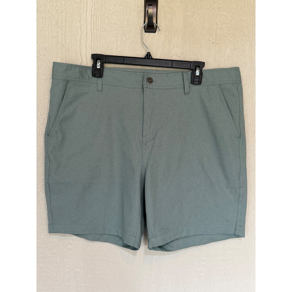 32 Degrees Cool Mens Stretch Performance Shorts Sage Green XL Golf hiking